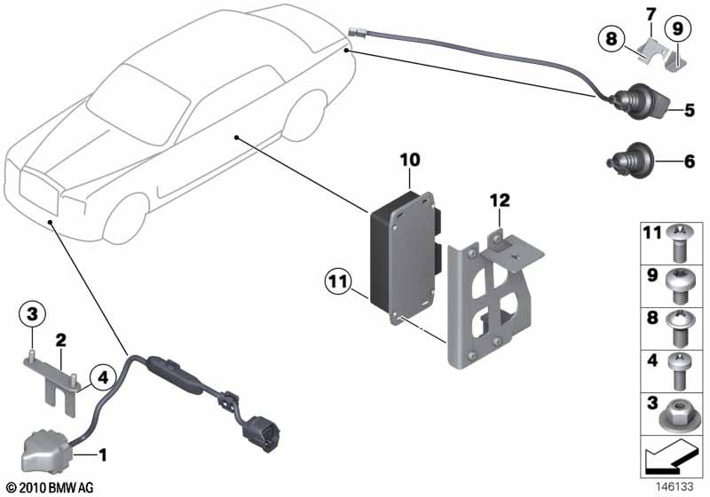 Передняя видеокамера заднего вида