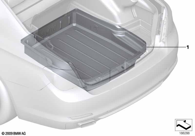 Поддон багажного отделения