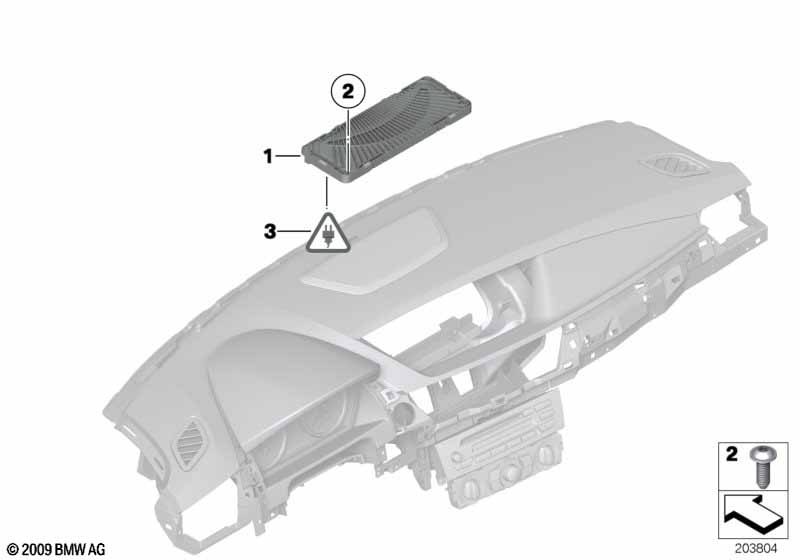 Детали Top-HiFi в панели приборов