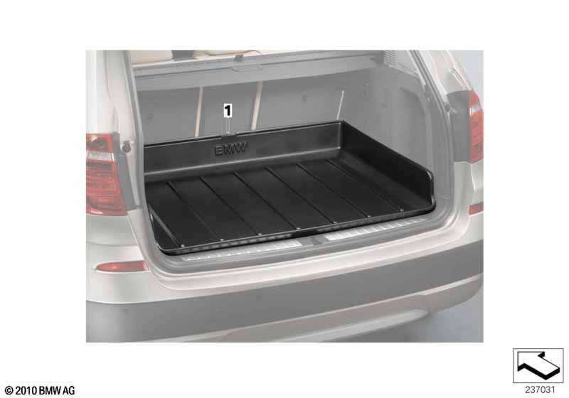 Поддон багажного отделения