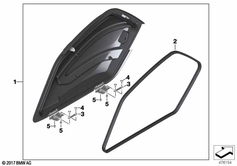 Крышка на нижней части чемодана