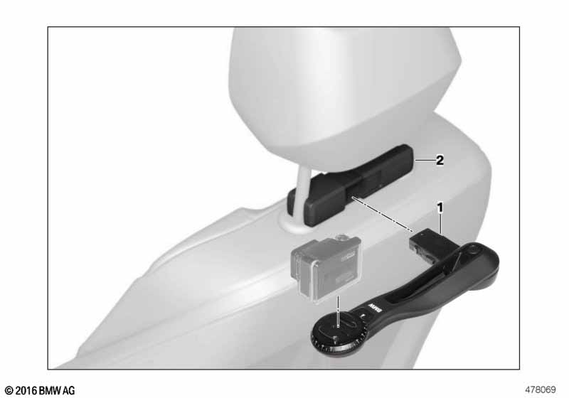 BMW экшн камера крепление внутри