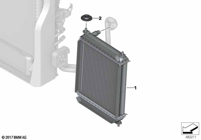 G05 радиатор правый