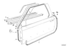 Уплотнитель двери впереди