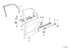 Уплотнитель двери сзади