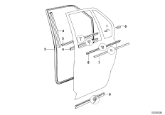 Уплотнитель двери сзади