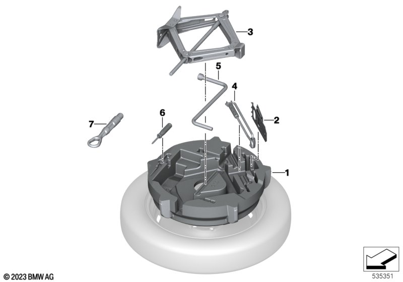 Бортовой инструмент/ домкрат