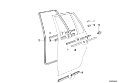 Уплотнитель двери сзади