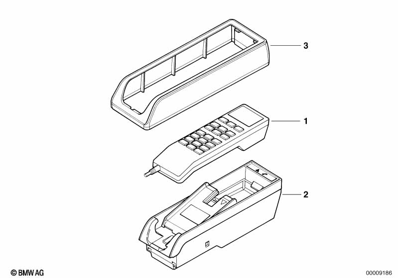Детали телефона в центральной консоли